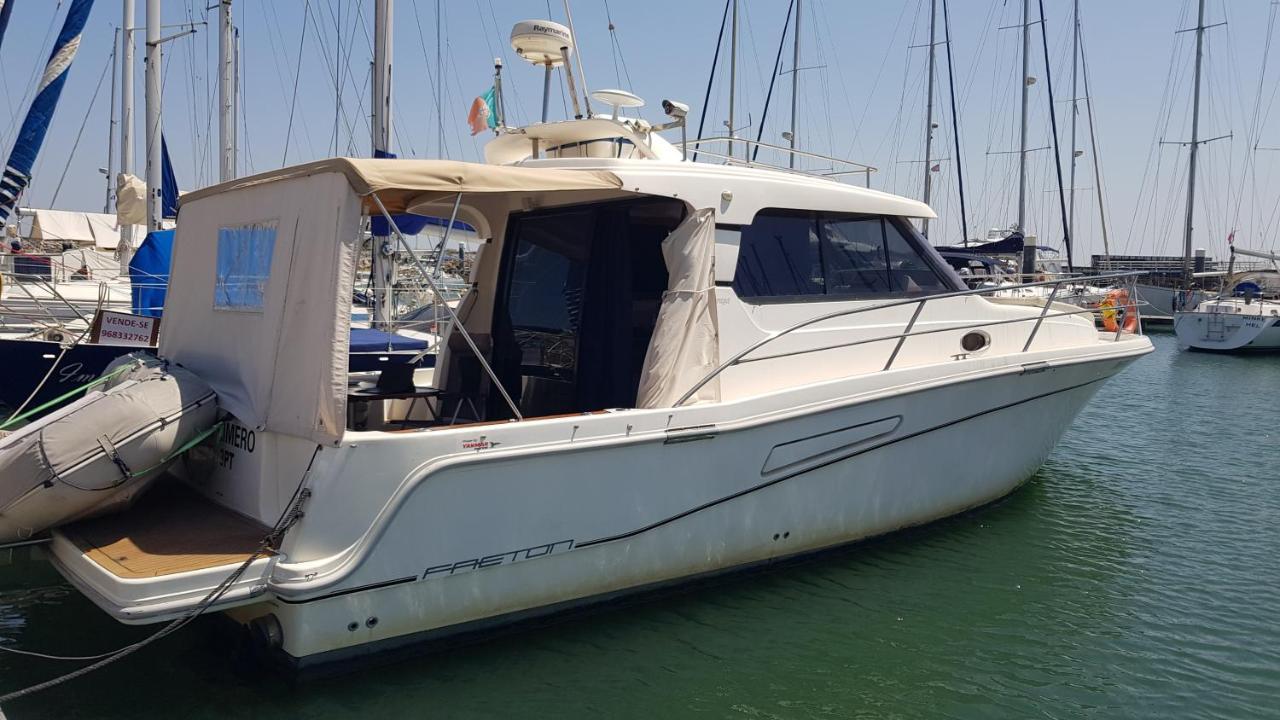 Private Yacht, We Love Our Guests Lisboa Dış mekan fotoğraf